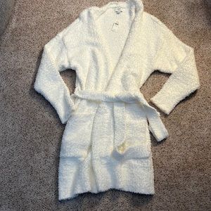 Marshmallow robe NWT